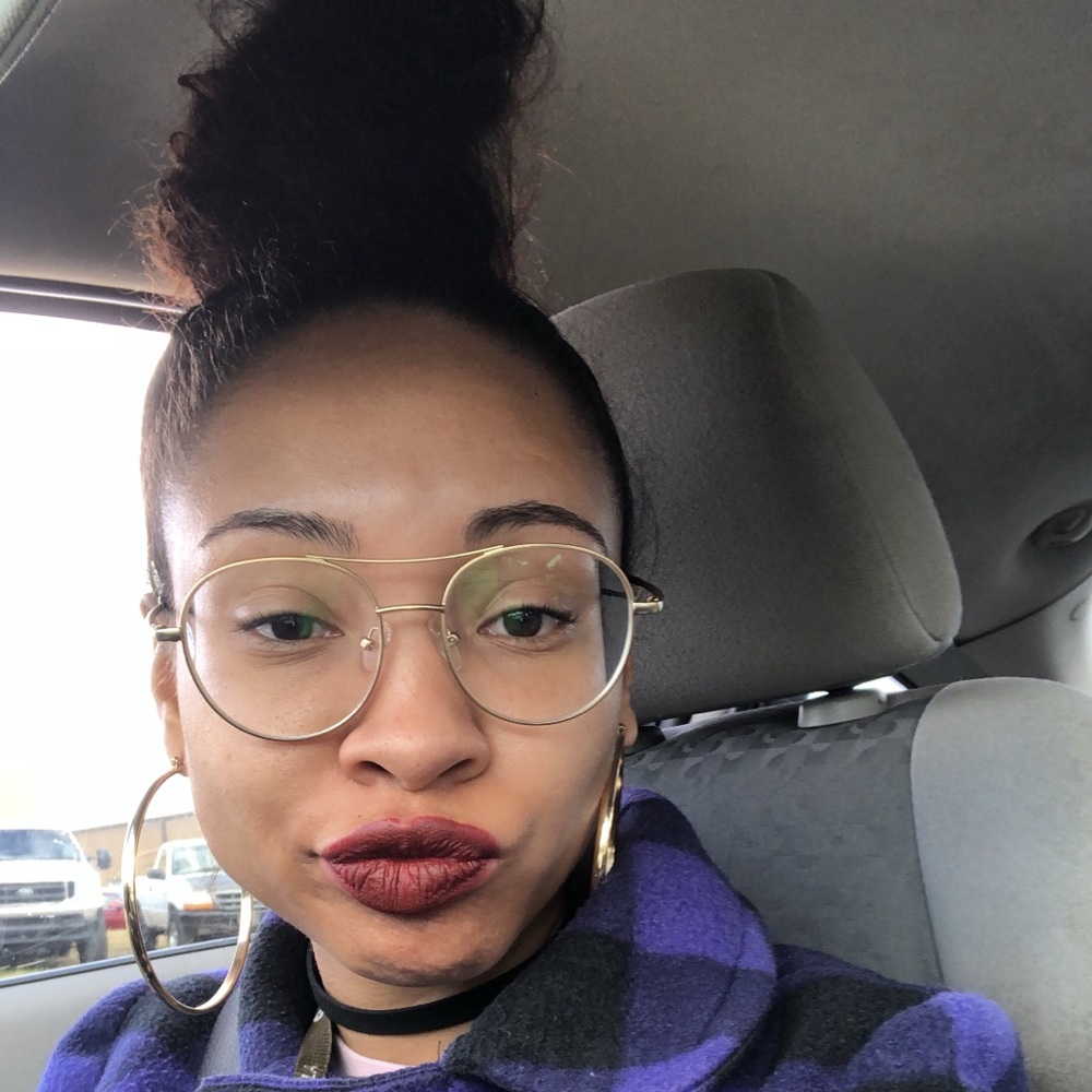 Meet your Posher, Chaunte